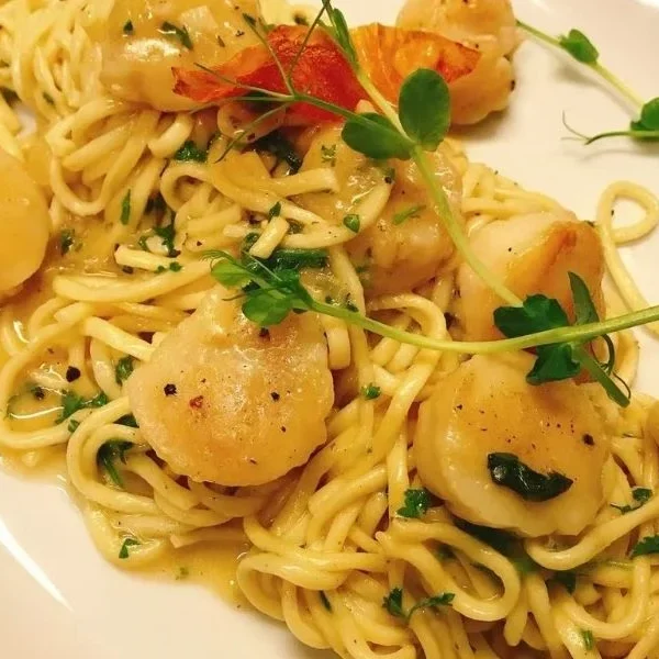 Seafood pasta with prawns and spaghetti